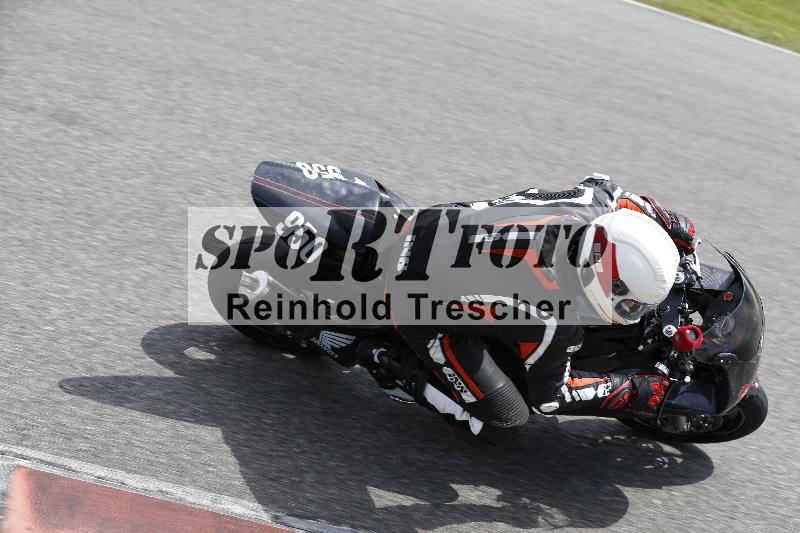 /Archiv-2024/29 12.06.2024 MOTO.CH Track Day ADR/Gruppe gelb/950